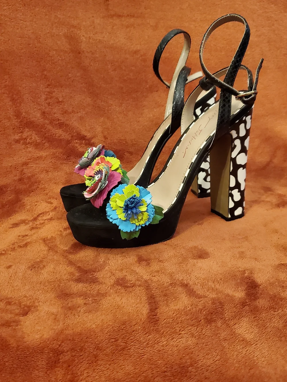 BETSEY JOHNSON Black Floral Embellished Open-Toe Heels